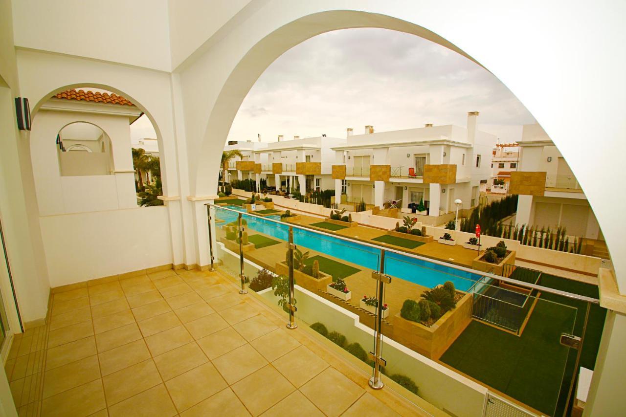Luxury Bungalow Allegra 43 With Ac And Pool Ciudad Quesada Exterior photo
